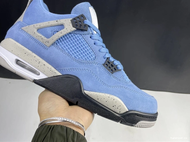 4 University CT8527-400 AIR Blue JORDAN 0720